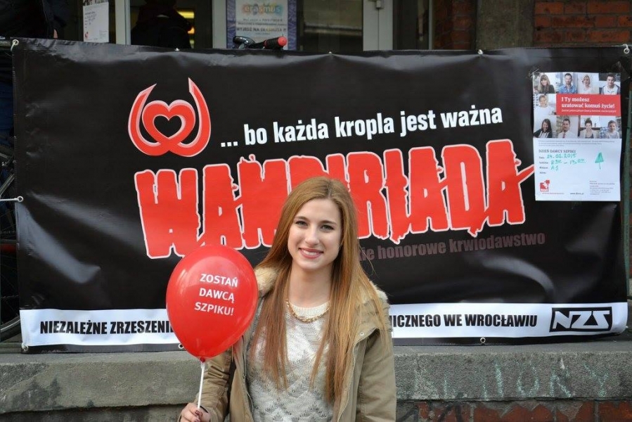 Wampiriada na Uniwersytecie Ekonomicznym 2014 /źródło: Wampiriada NZS UE/