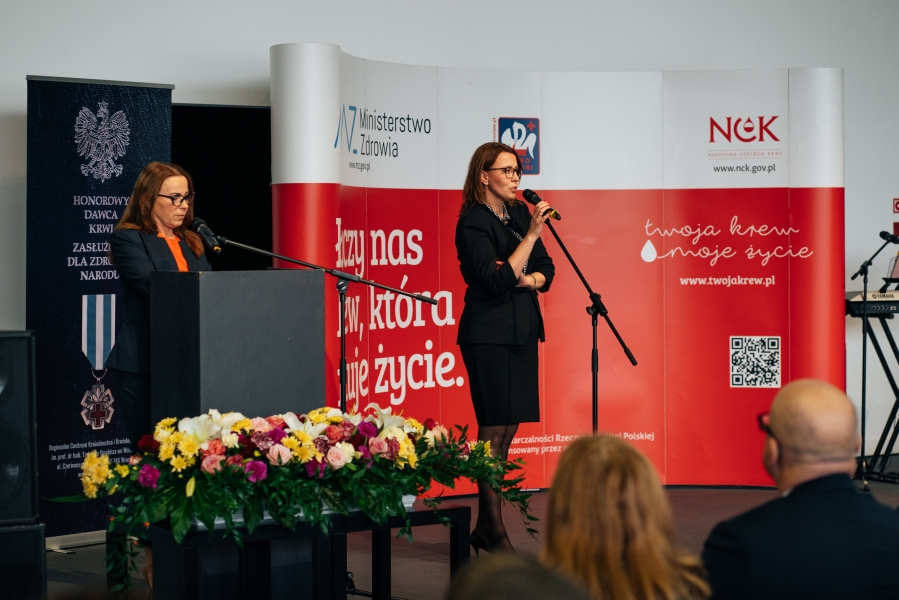 23.11.2022 Uroczystość wręczenia odznaczeń resortowych "Honorowy Dawca Krwi - Zasłużony dla Zdrowia Narodu"