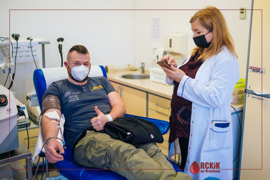 Piotr Damasiewicz - Damas & Kuba wójcik zagrali dla naszego Centrum Krwiodawstwa  - bardzo serdecznie dziękujemy za wspieranie naszej inicjatywy, za oddawaną kr