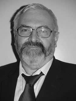 Z wielkim żalem i smutkiem żegnamy naszego wieloletniego Dyrektora Pana Ryszarda Kozłowskiego (Dyrektor RCKIK w latach 1997-2014). Łączymy się w bólu z rodziną.